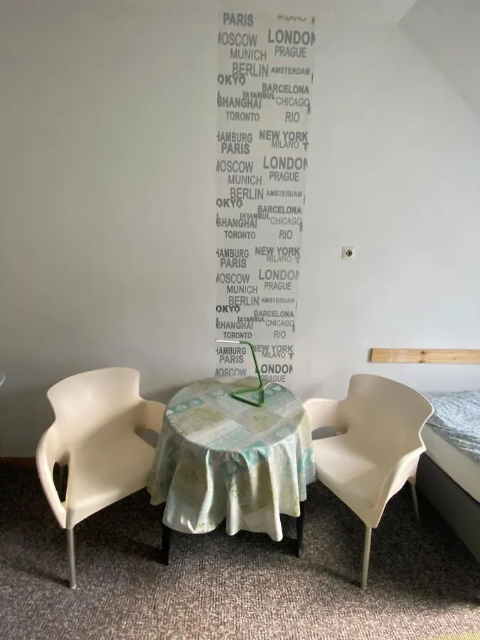 Bigus Hotel Berlin 2*,