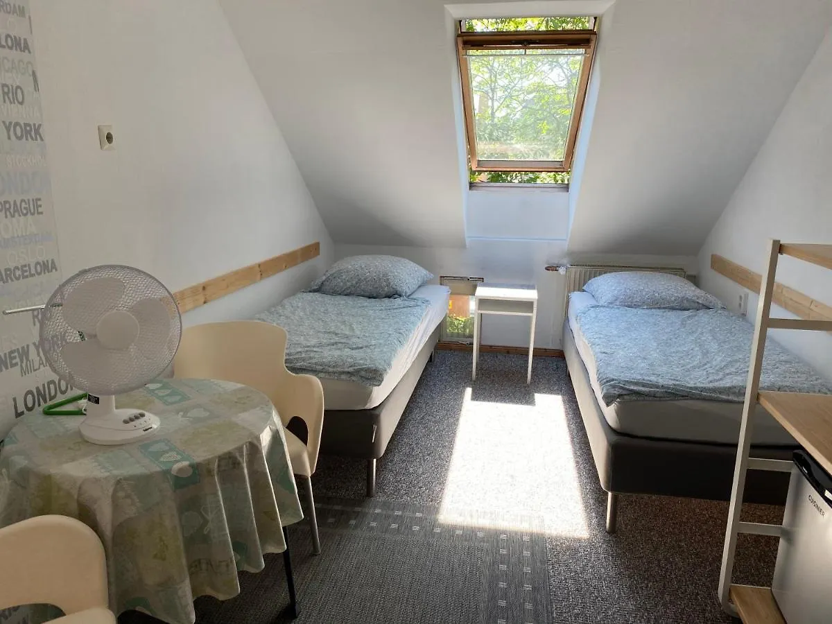 Bigus Hotel Berlin Guest house